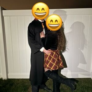 Adult Harry Potter costume set for two